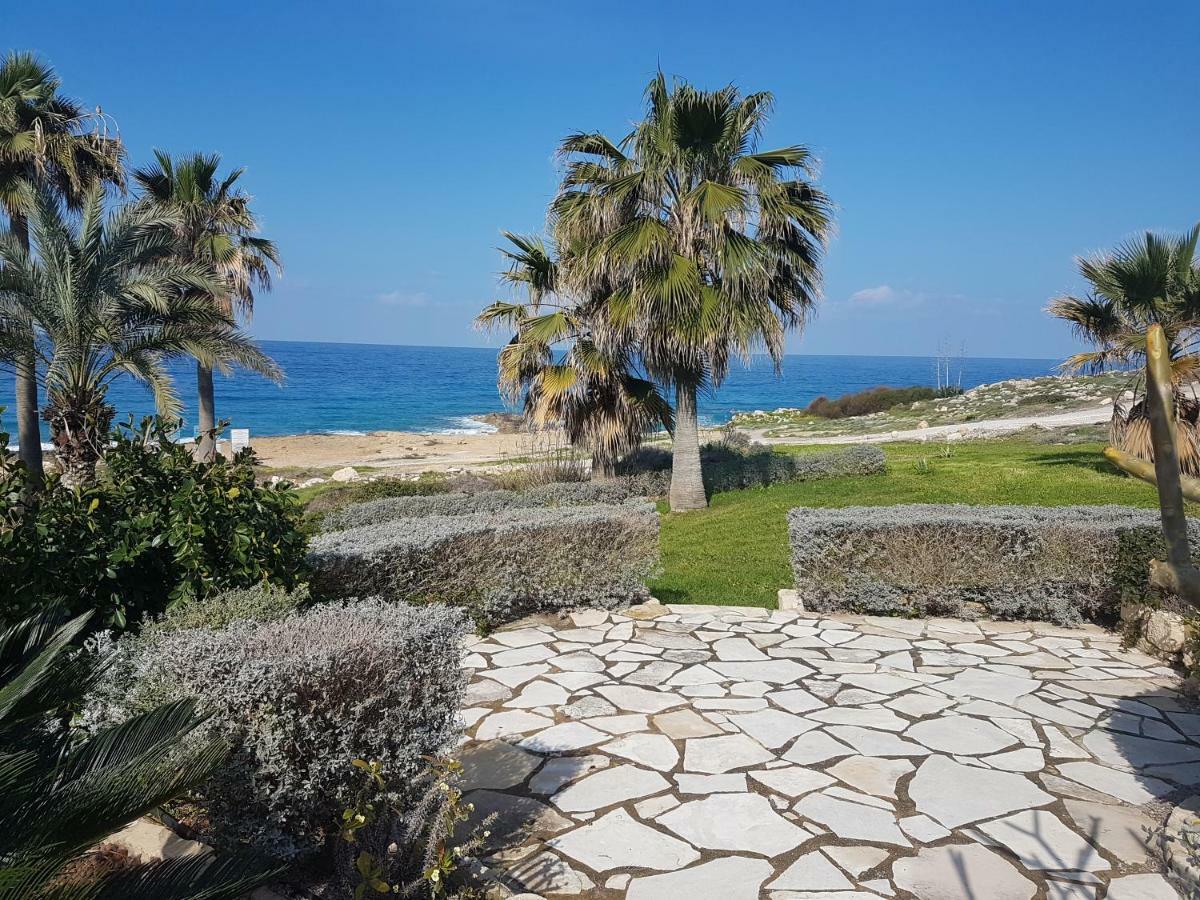 Sea Front Villa Vera Klorakas Exterior foto