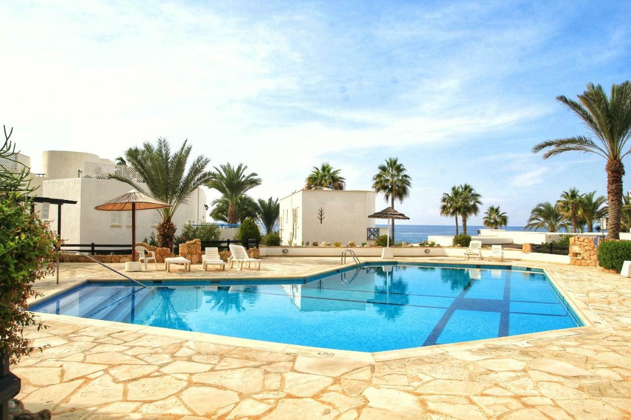 Sea Front Villa Vera Klorakas Exterior foto