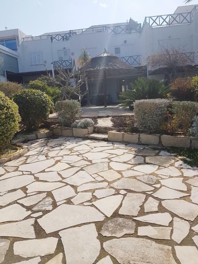 Sea Front Villa Vera Klorakas Exterior foto